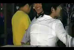 吻戏吻胸视频,揭秘吻戏吻胸视频背后的故事