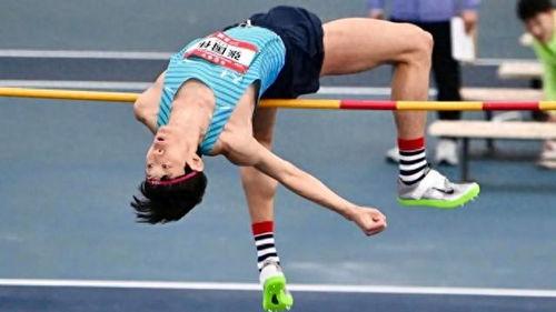 张国伟跳高视频,飞跃巅峰的壮丽瞬间