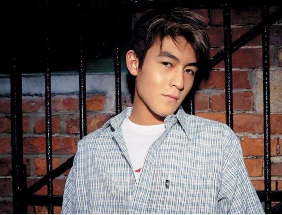 娱乐圈也吃瓜吴亦凡,吴亦凡事件引发全民吃瓜热潮